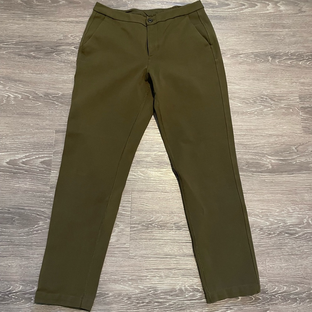 Lululemon trousers